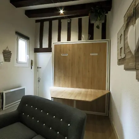 Nice Flat In The Historic Heart Of Apartment *